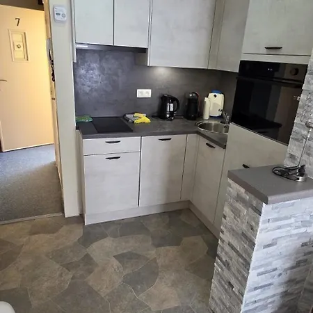 Διαμέρισμα Heidi 7 *