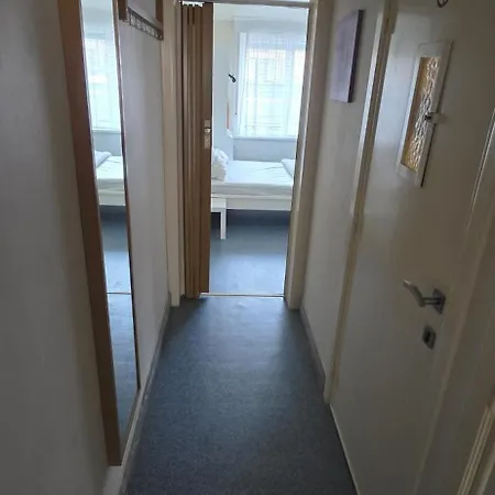 Апартаменты Heidi 7 *